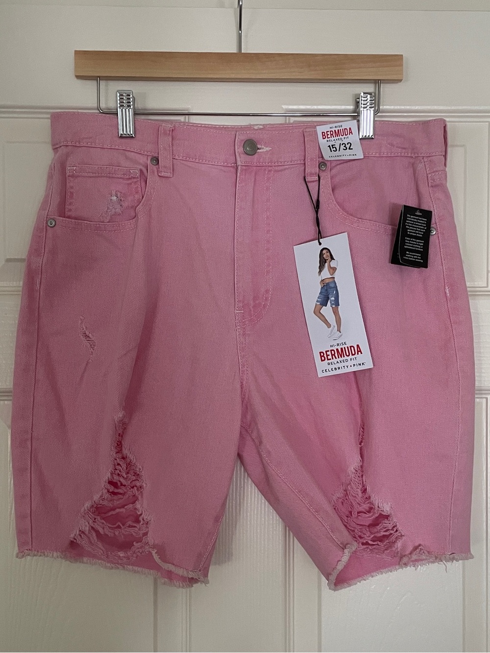 🩷 Celebrity Pink Hi-Rise Bermuda Relaxed Fit Shorts in Bubblegum Pink 🩷